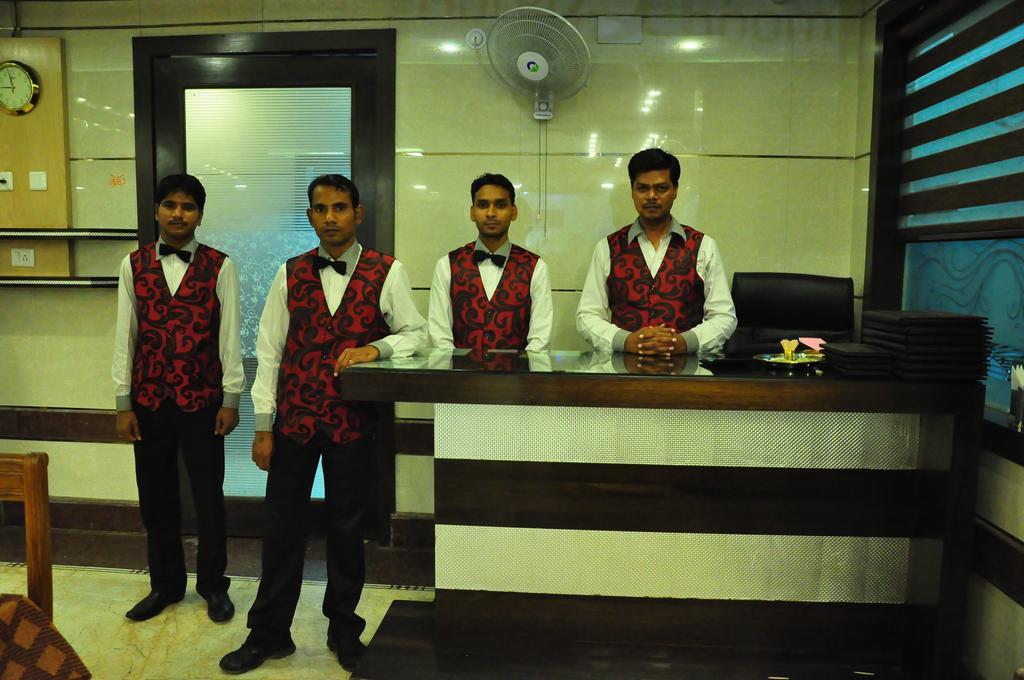 Hotel Basera Brij Bhoomi Vrindavan Vrindāvan Exterior foto